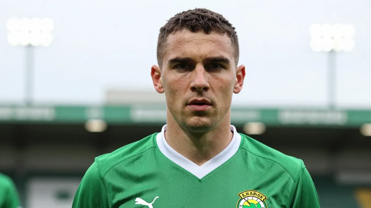 Shamrock Rovers' four-point lead is under threat as St Patrick's Athletic and Bohemians look to capitalise on their...