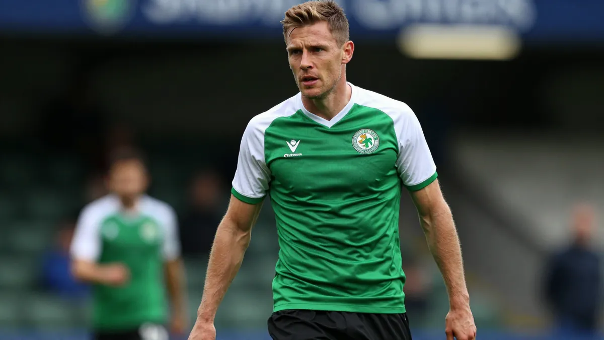 Shamrock Rovers extend lead with thrilling 3-2 win over Dundalk