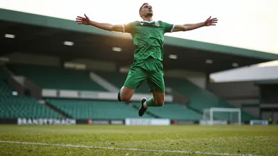 Dylan Watts came off the bench to score as Shamrock Rovers twice fought back from two goals down to draw 3-3 with Derry...